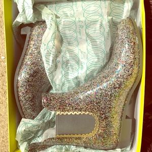 Jack Rogers Rubber Chelsea Boots